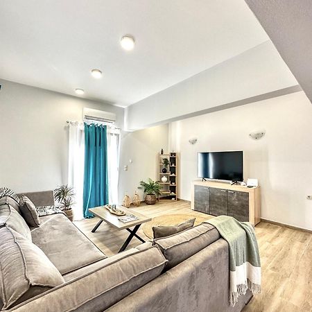 Exquisite 4-Bedroom Prestige Apartment Rhodes City エクステリア 写真