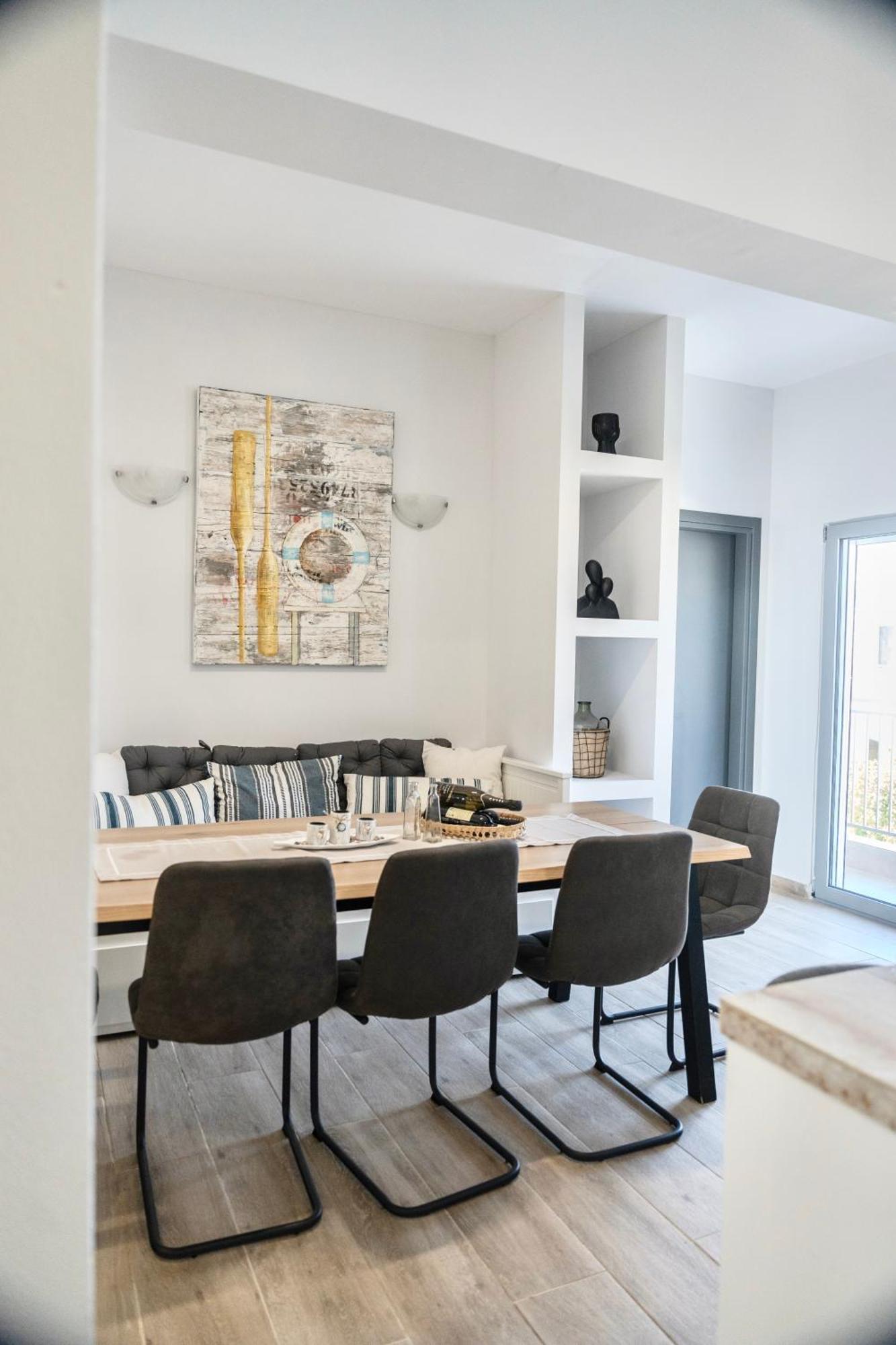 Exquisite 4-Bedroom Prestige Apartment Rhodes City エクステリア 写真