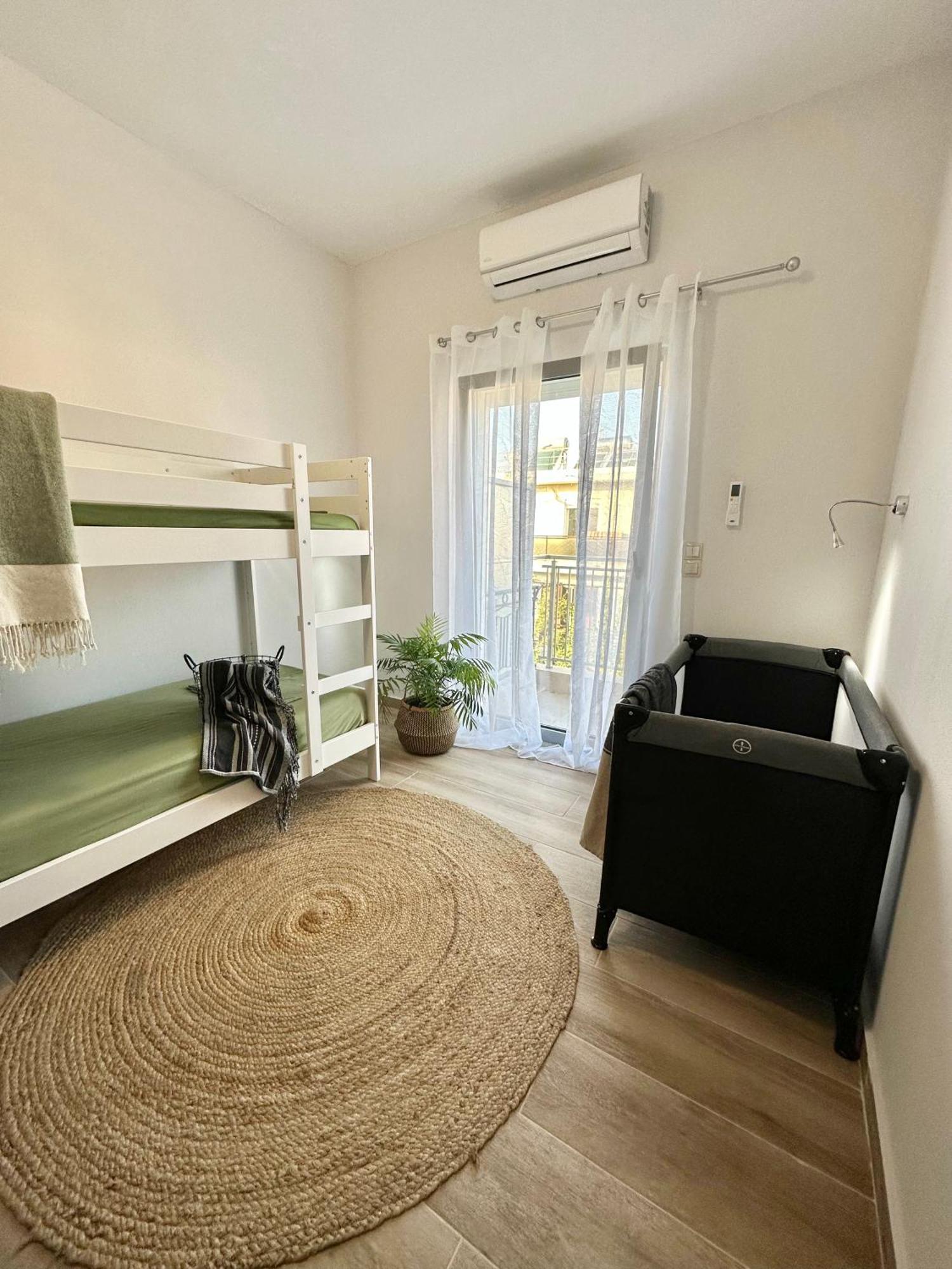 Exquisite 4-Bedroom Prestige Apartment Rhodes City エクステリア 写真